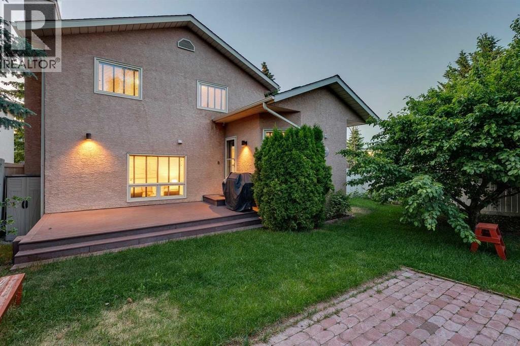 51 Straddock Crescent SW — photo 41