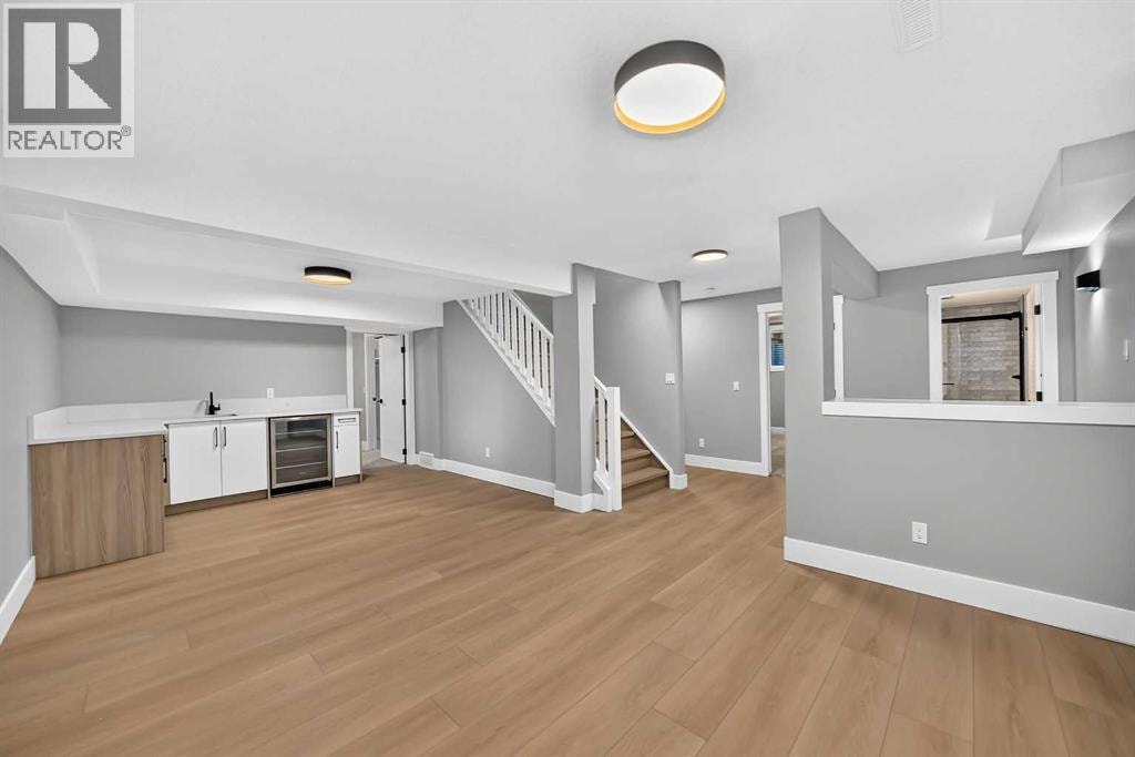 105 40 Avenue SW — photo 36