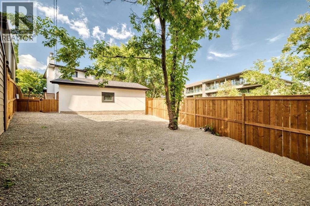 105 40 Avenue SW — photo 42