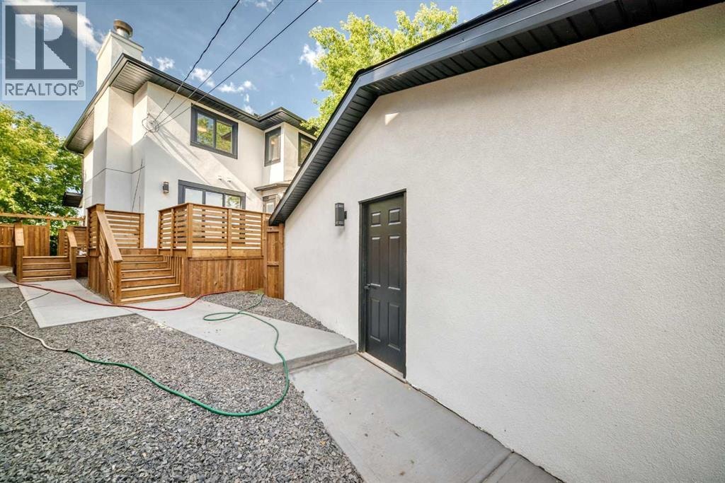 105 40 Avenue SW — photo 43