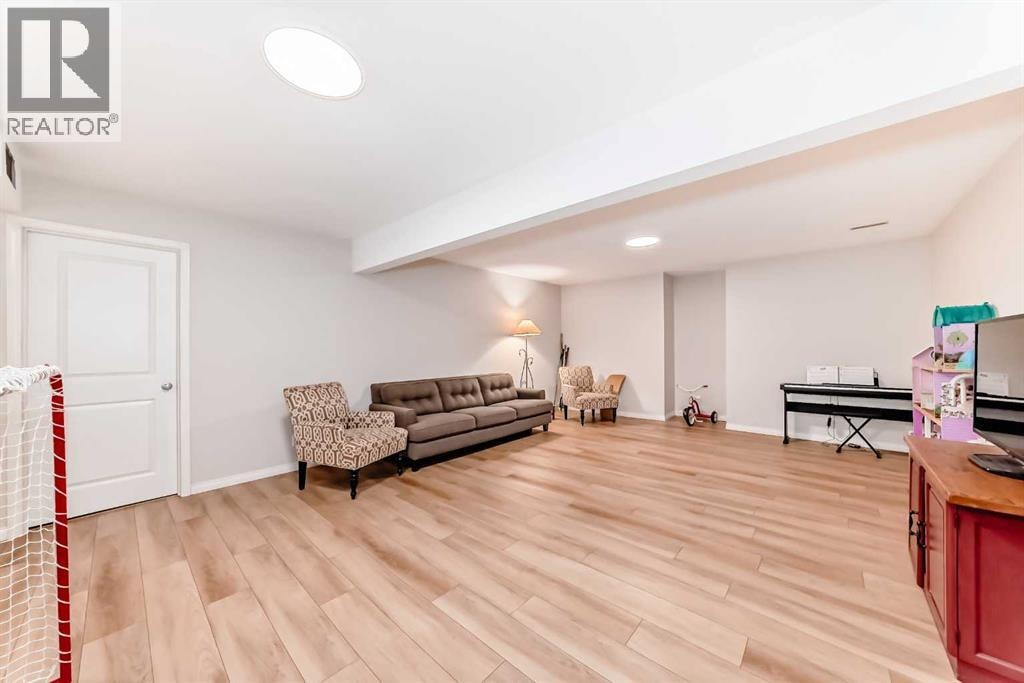 124 LAVENDER Way — photo 37