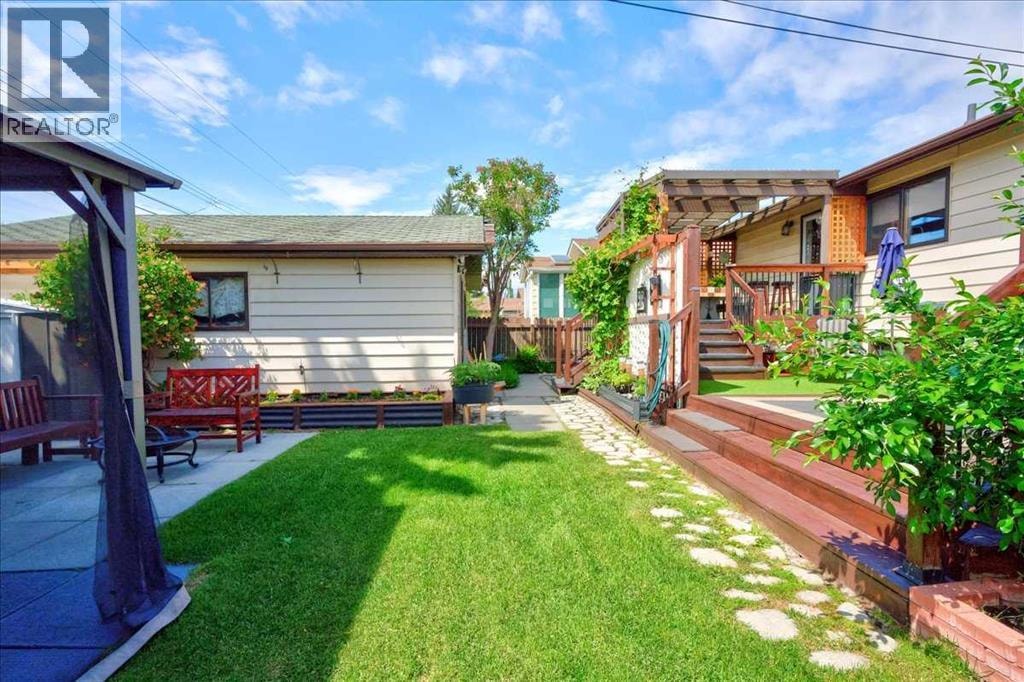 9715 Fairmount Drive SE — photo 44