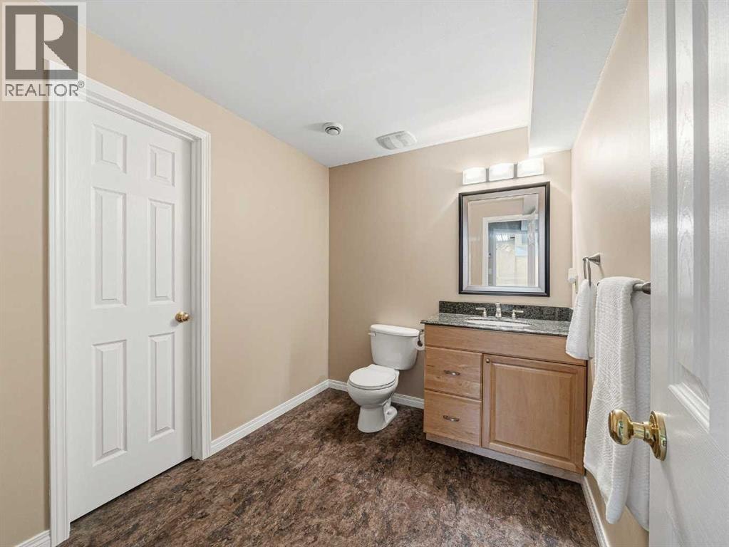 301 Arbour Cliff Close NW — photo 23