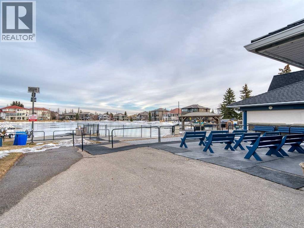 301 Arbour Cliff Close NW — photo 36