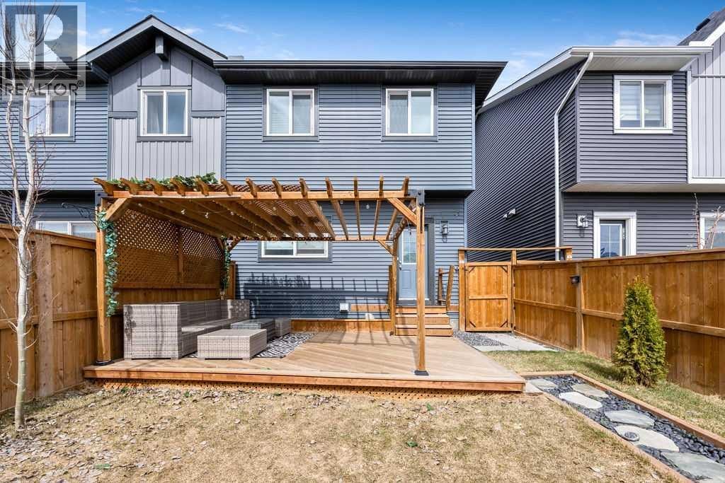 138 Midgrove Greenway SW — photo 31