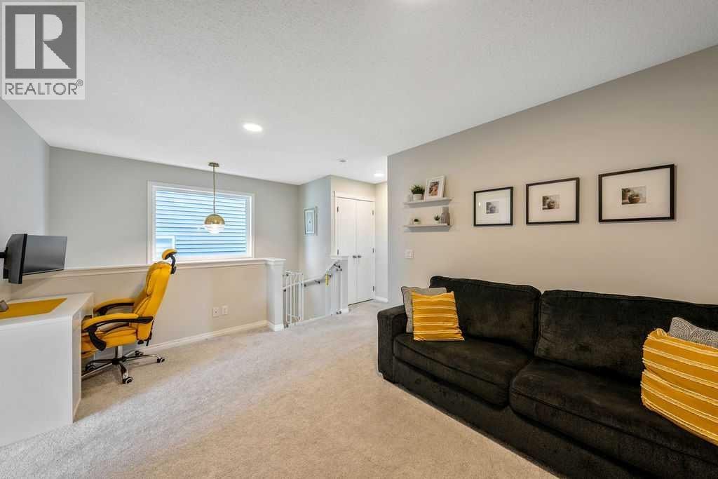 138 Midgrove Greenway SW — photo 15