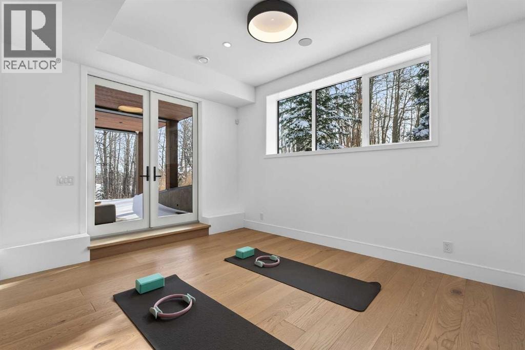 105 Silverhorn Ridge — photo 43