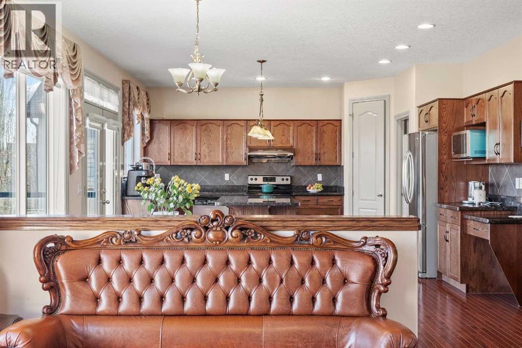 325 Discovery Ridge Way SW — photo 7