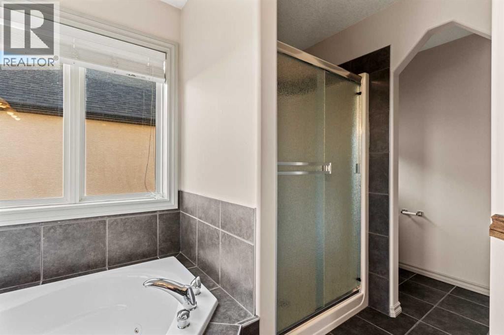 325 Discovery Ridge Way SW — photo 23