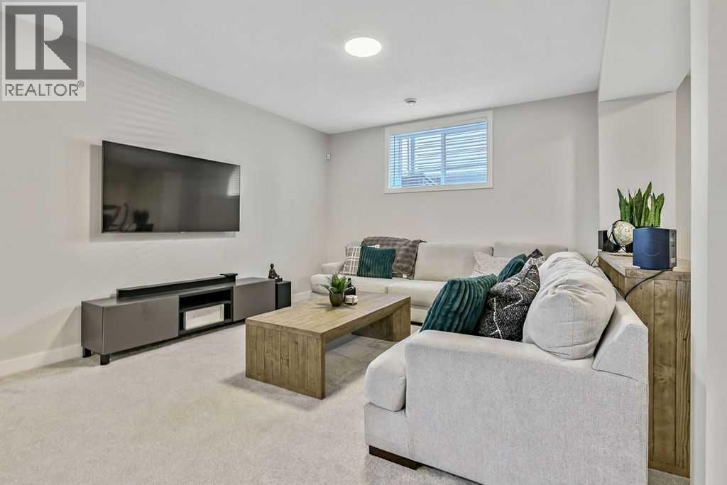 38 Highwood Drive — photo 36