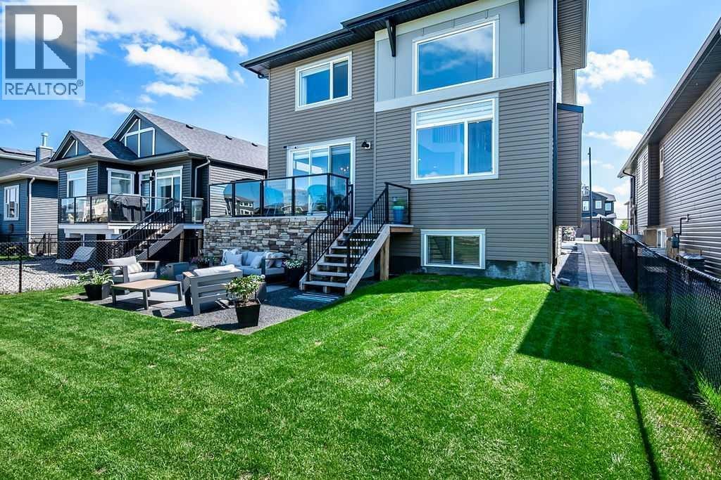 38 Highwood Drive — photo 45