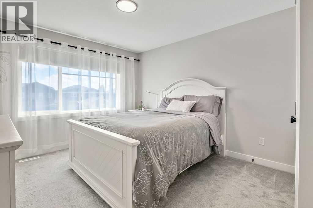 38 Highwood Drive — photo 32