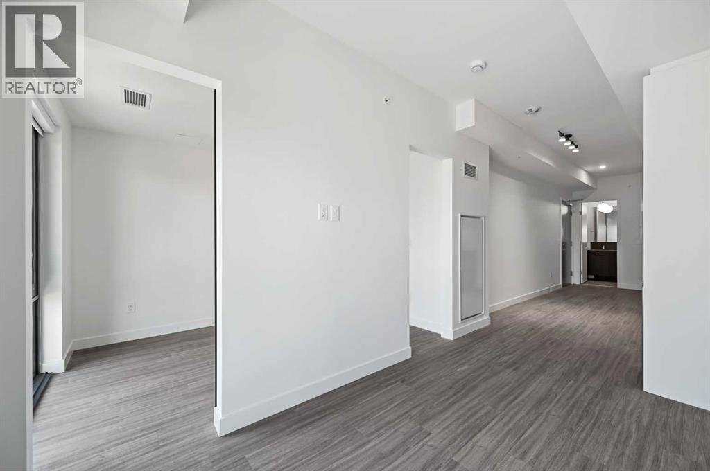 704, 730 2 Avenue SW — photo 13
