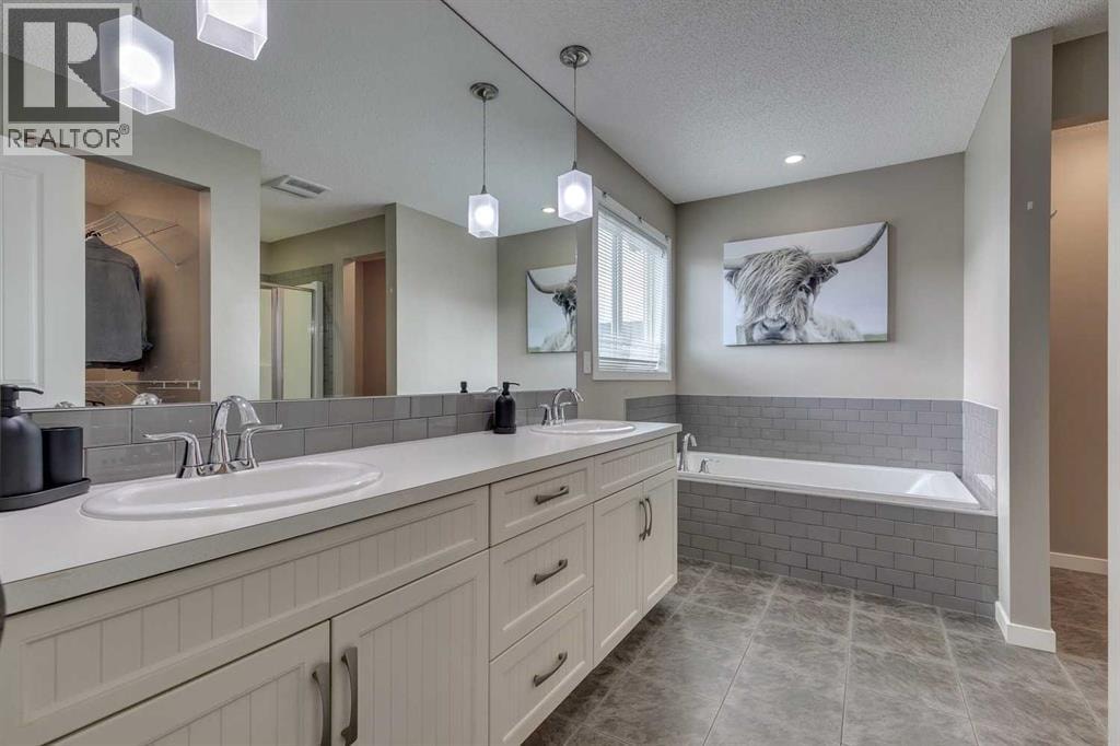 29 Copperpond Parade SE — photo 15