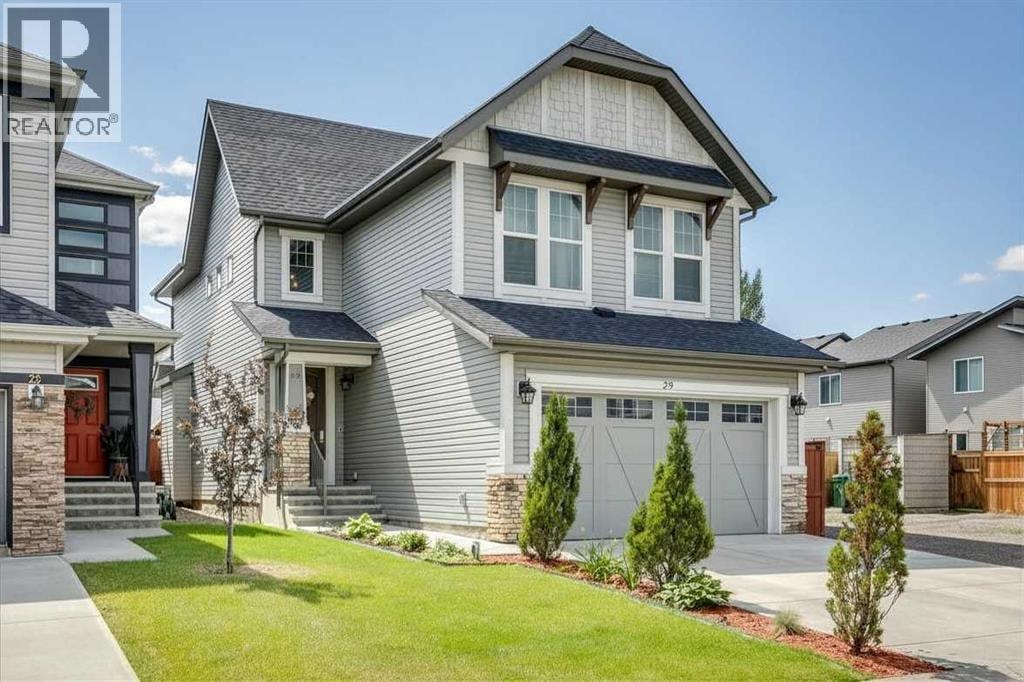 29 Copperpond Parade SE — photo 2