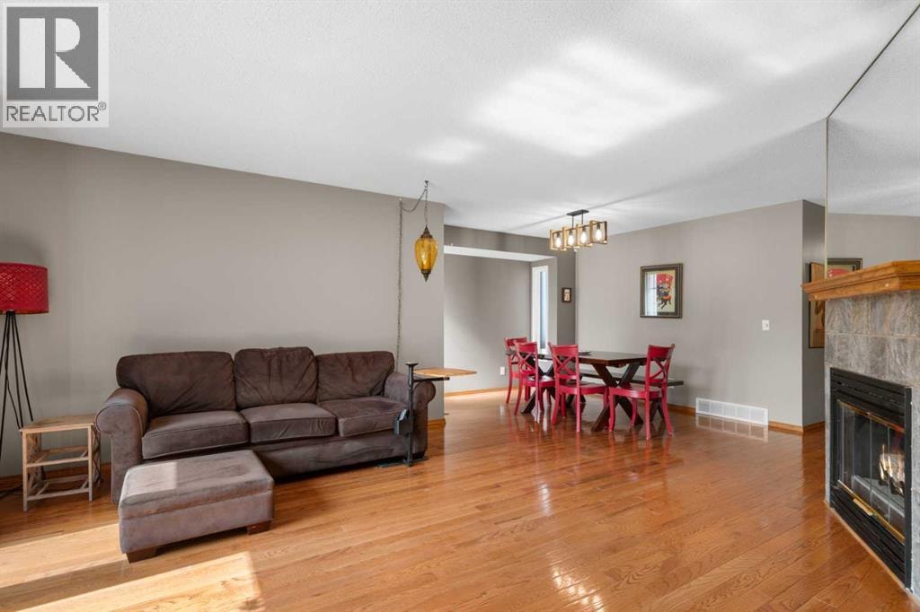 431 Shawbrooke Circle SW — photo 2