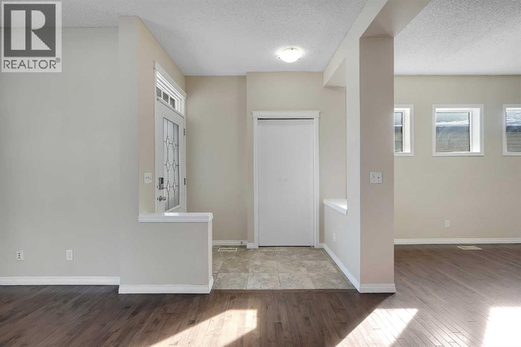1833 New Brighton Drive SE — photo 7