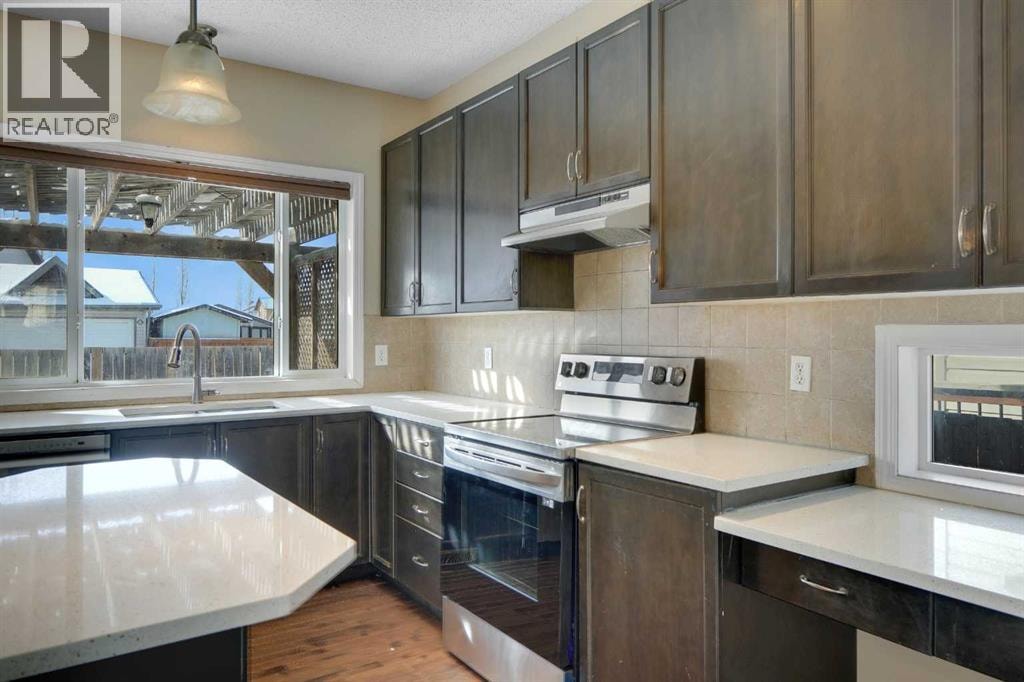 1833 New Brighton Drive SE — photo 14
