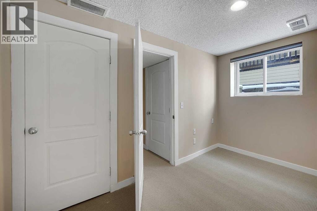 1833 New Brighton Drive SE — photo 36