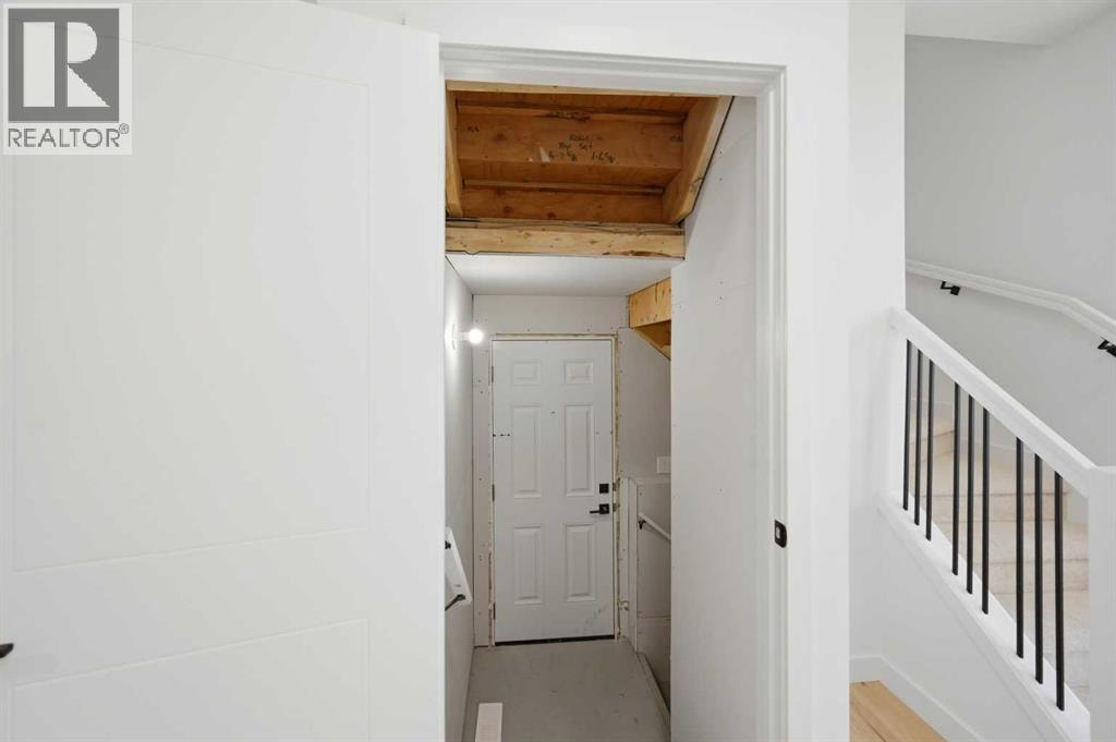 154 Belvedere Crescent SE — photo 24