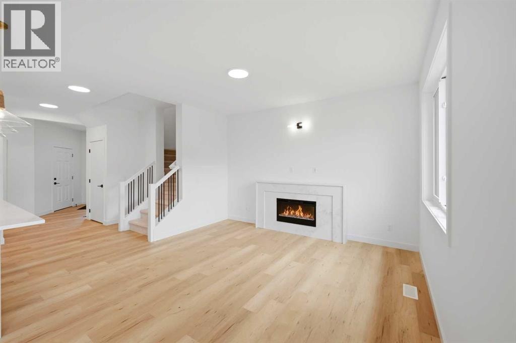 154 Belvedere Crescent SE — photo 9