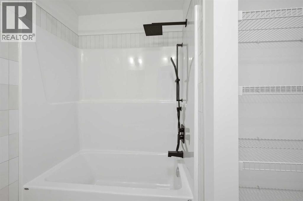154 Belvedere Crescent SE — photo 37