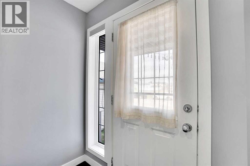 151 Saddlehorn Close NE — photo 17