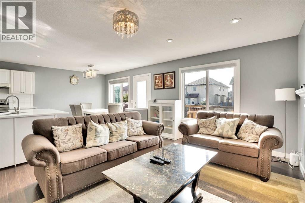 151 Saddlehorn Close NE — photo 8