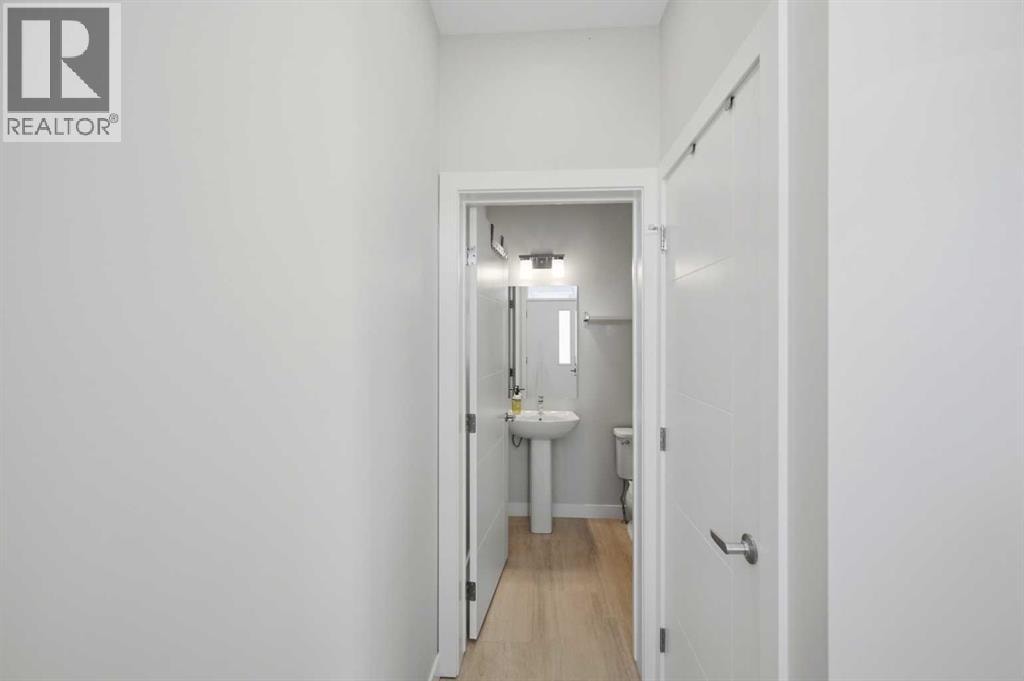 138 Homestead Boulevard NE — photo 21