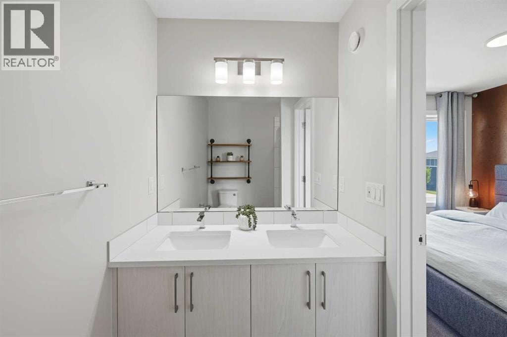 138 Homestead Boulevard NE — photo 32
