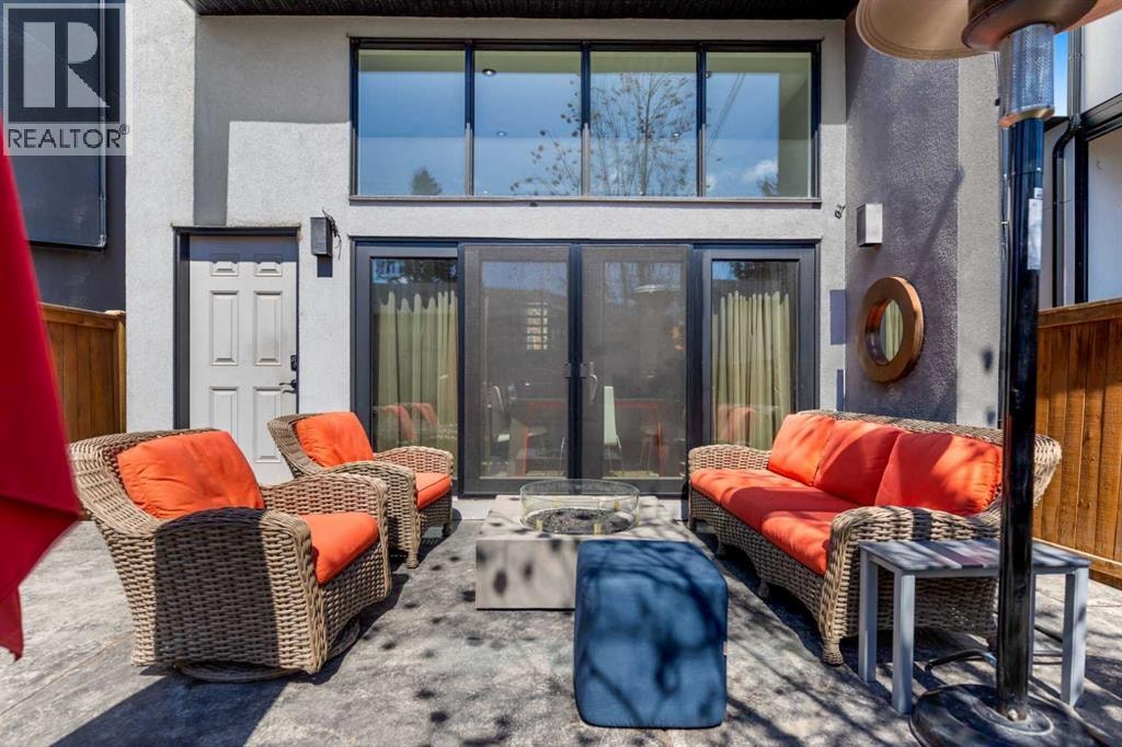 831 22 Avenue NW — photo 41