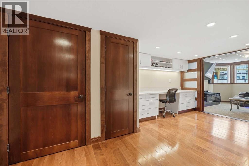 729 Woodbriar Place SW — photo 31