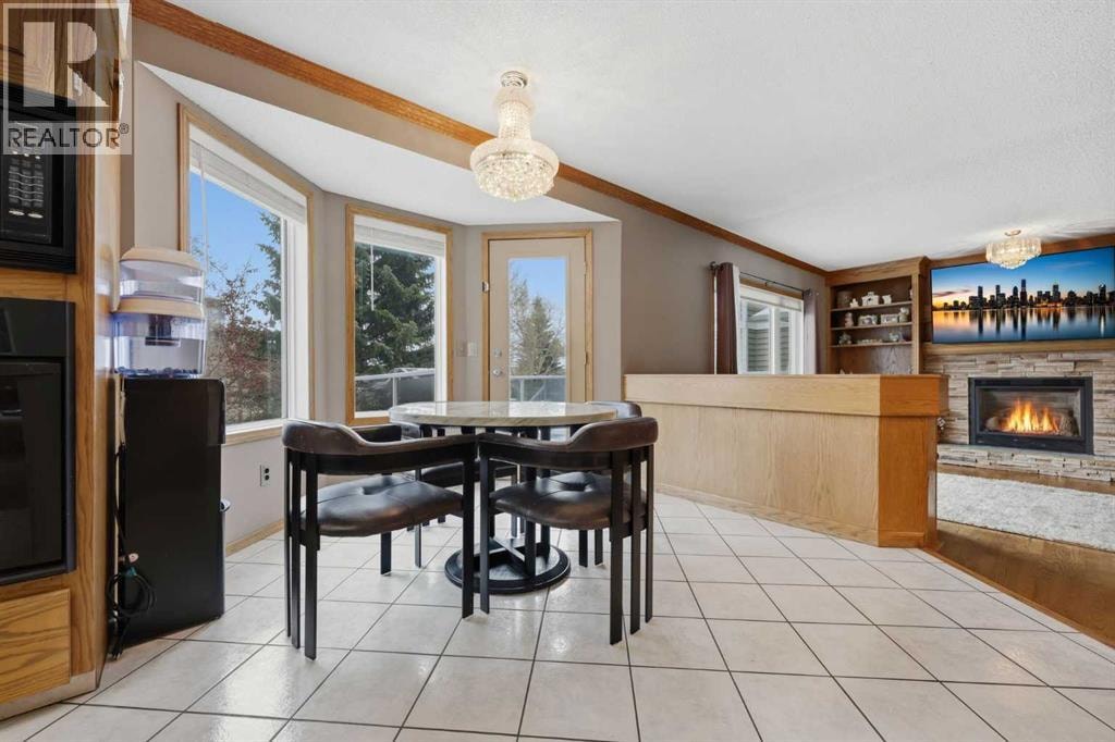 729 Woodbriar Place SW — photo 14