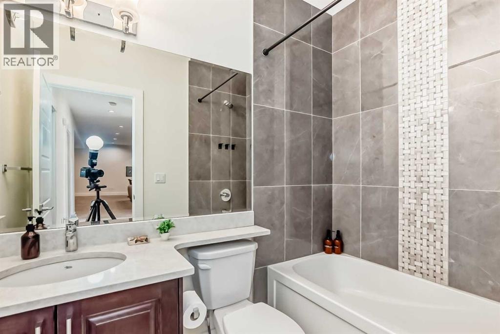 602 22 Avenue NE — photo 38