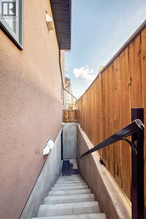 602 22 Avenue NE — photo 42
