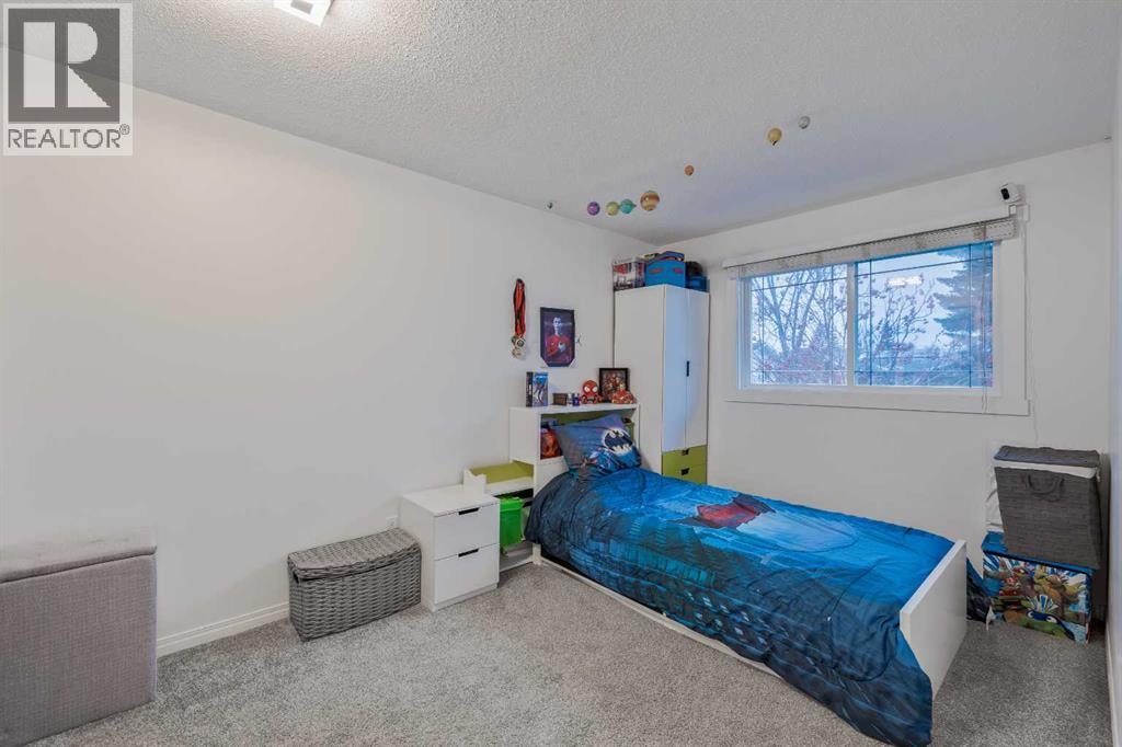 124 Whiteside Crescent NE — photo 32