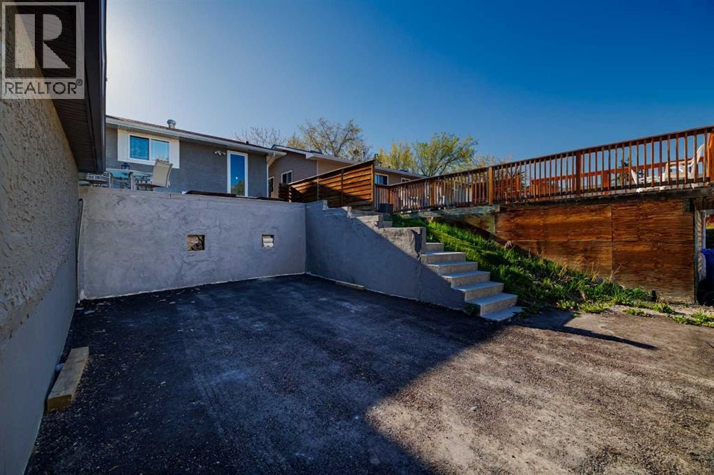 124 Whiteside Crescent NE — photo 45