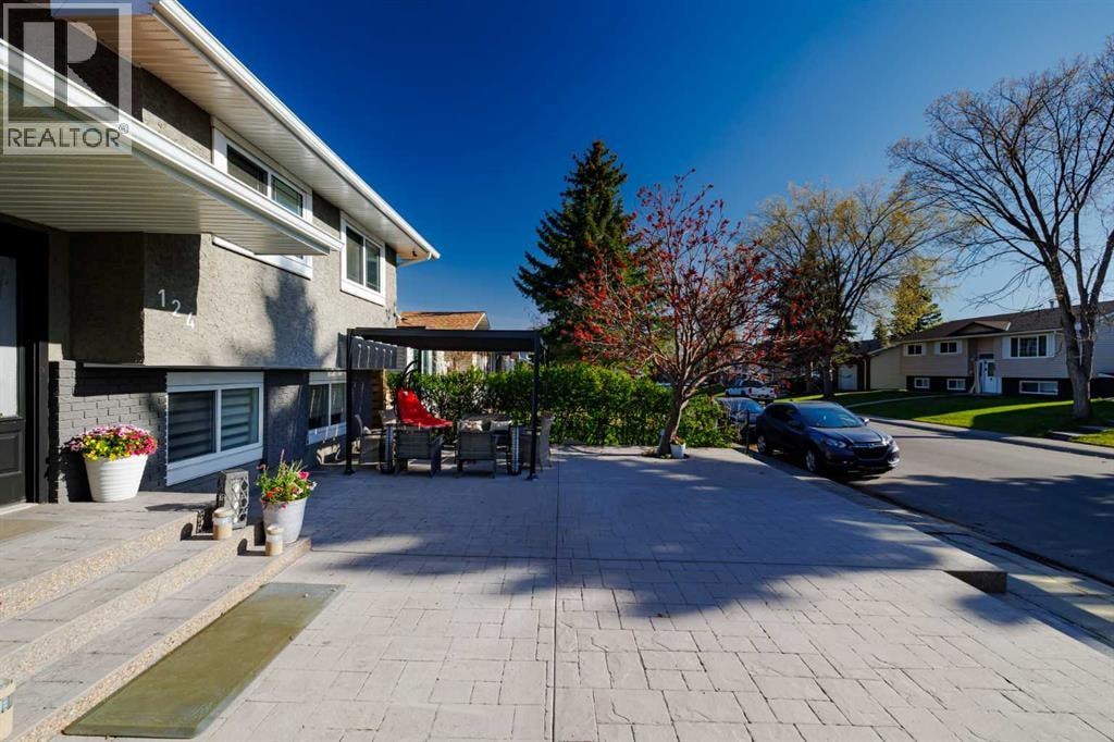 124 Whiteside Crescent NE — photo 48
