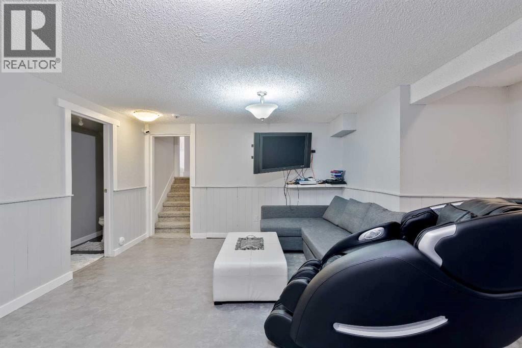 124 Whiteside Crescent NE — photo 35