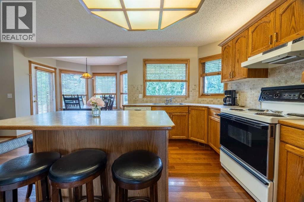 19 Mckenzie Lake Manor SE — photo 12