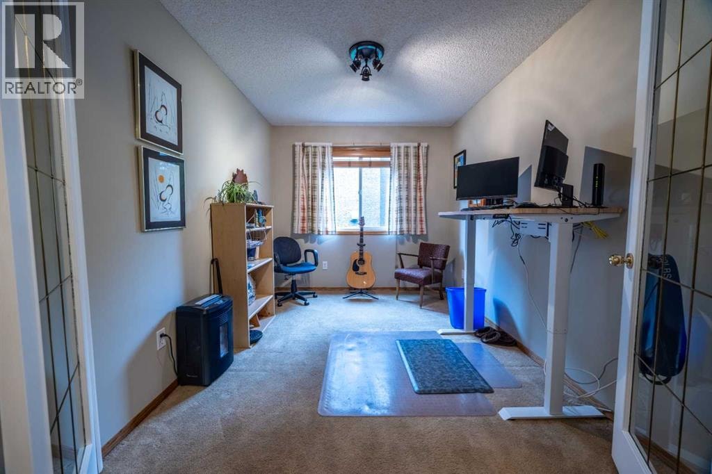 19 Mckenzie Lake Manor SE — photo 14