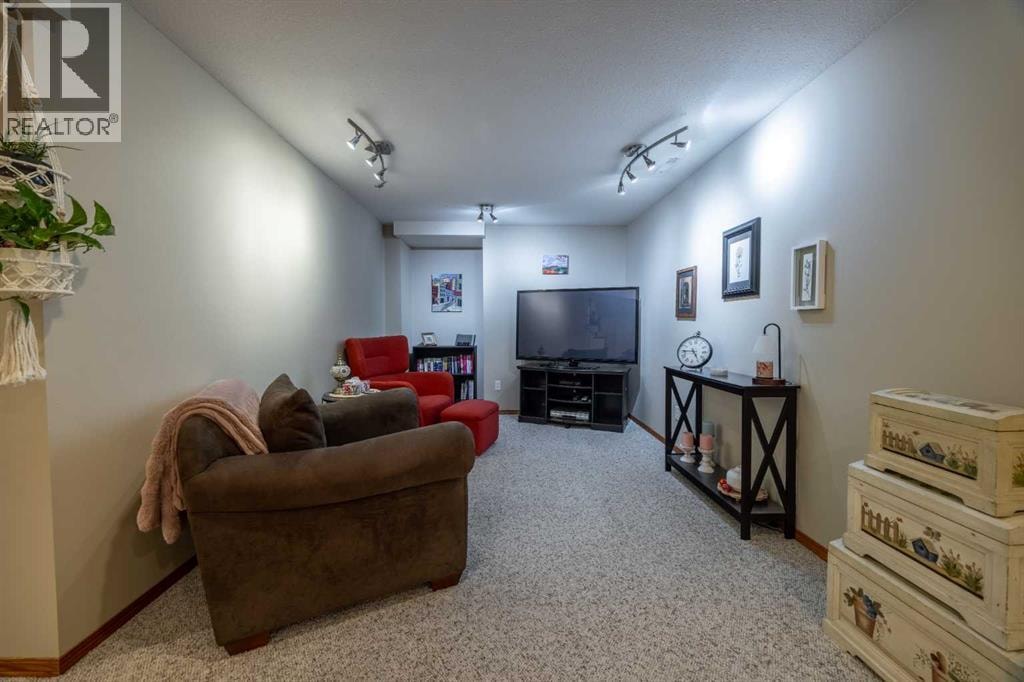 19 Mckenzie Lake Manor SE — photo 28