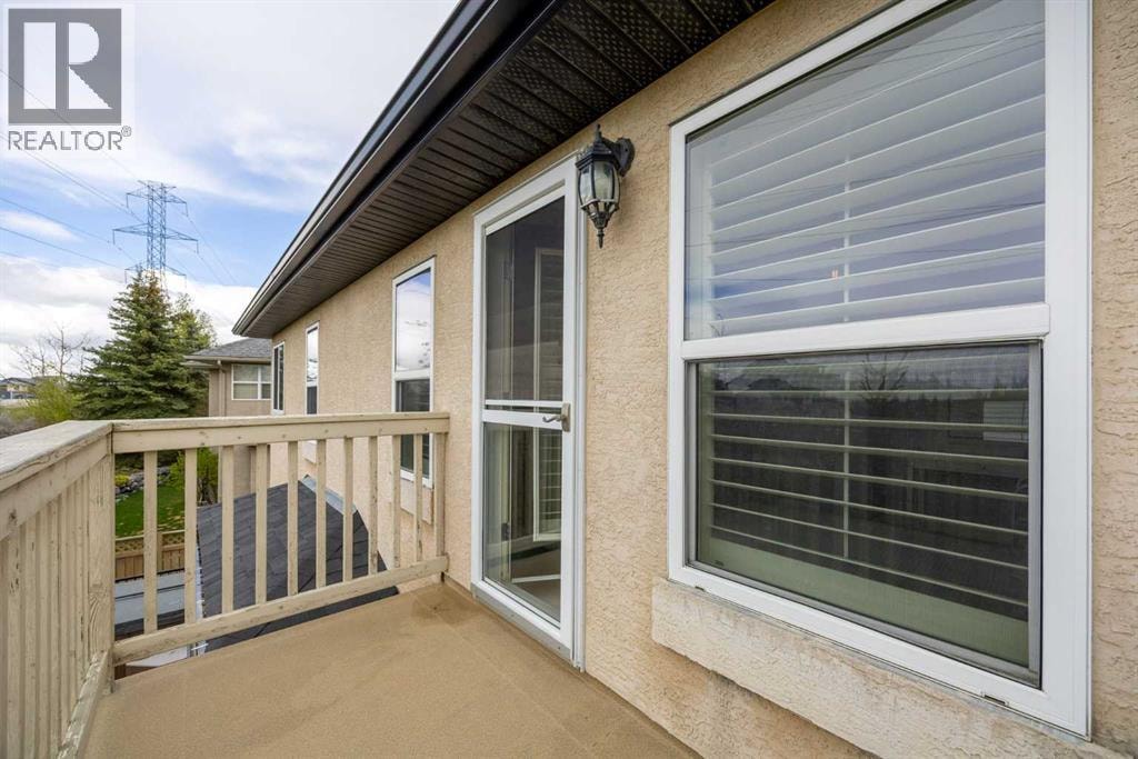 22 Strathridge Court SW — photo 33