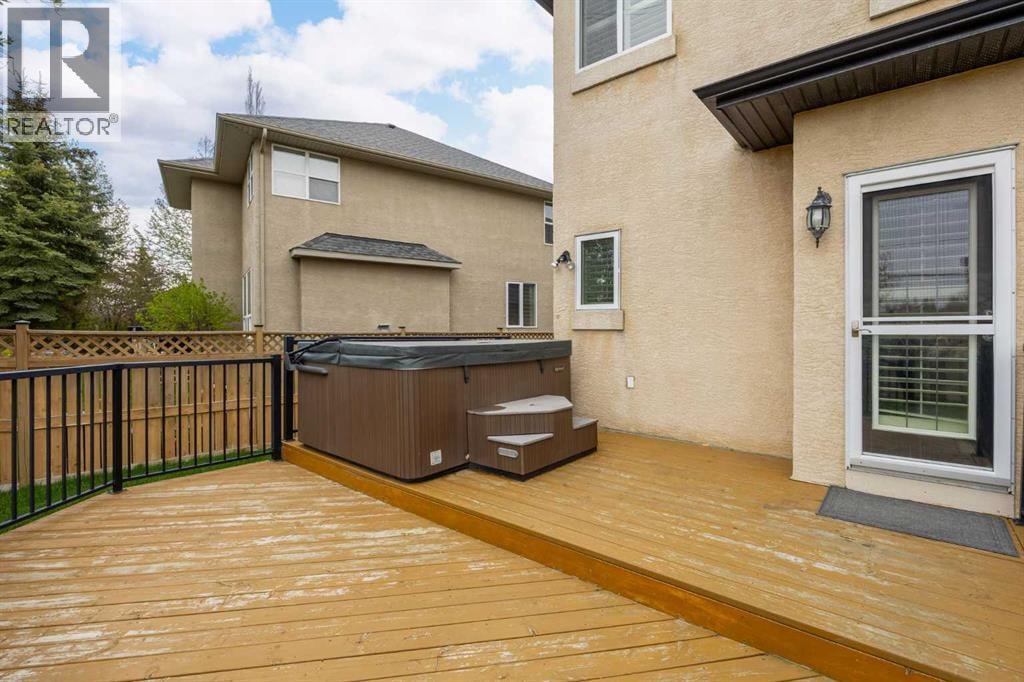 22 Strathridge Court SW — photo 50