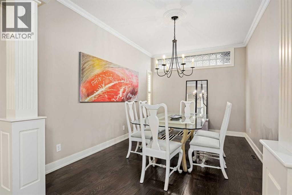 22 Strathridge Court SW — photo 10
