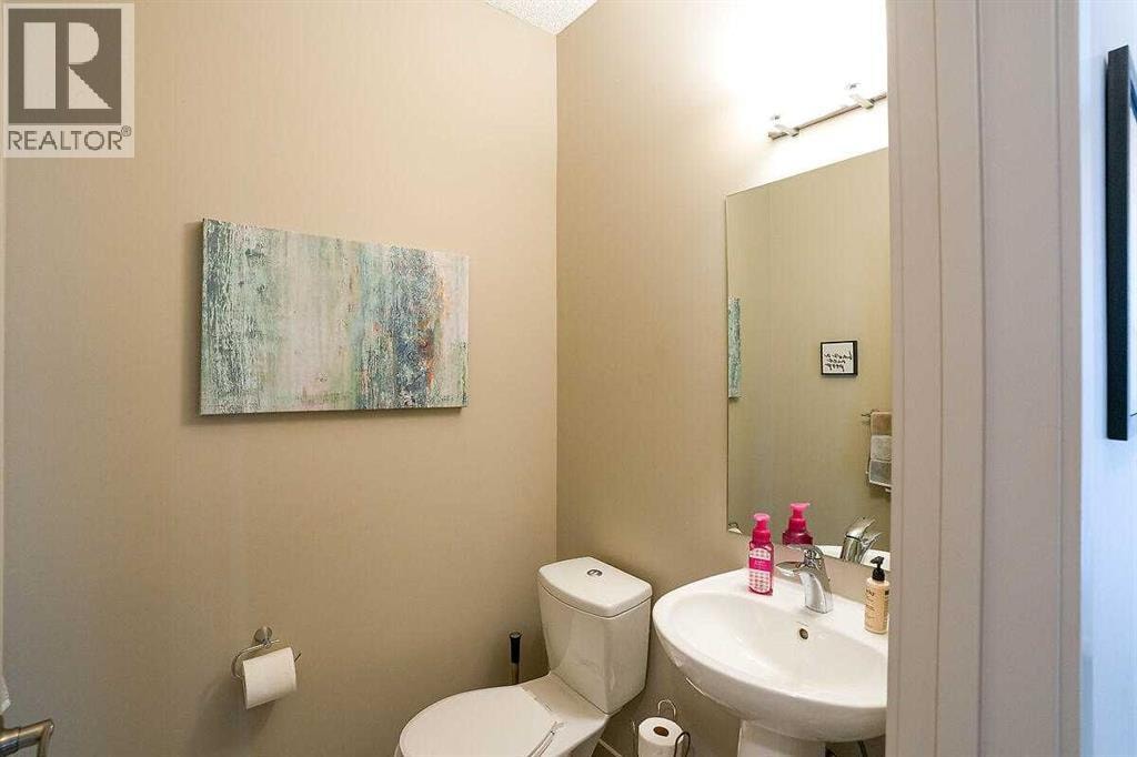 114 River Heights Green — photo 17