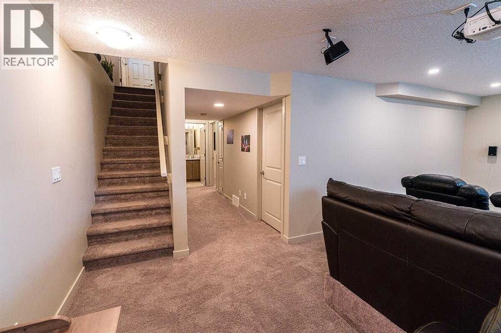 114 River Heights Green — photo 32