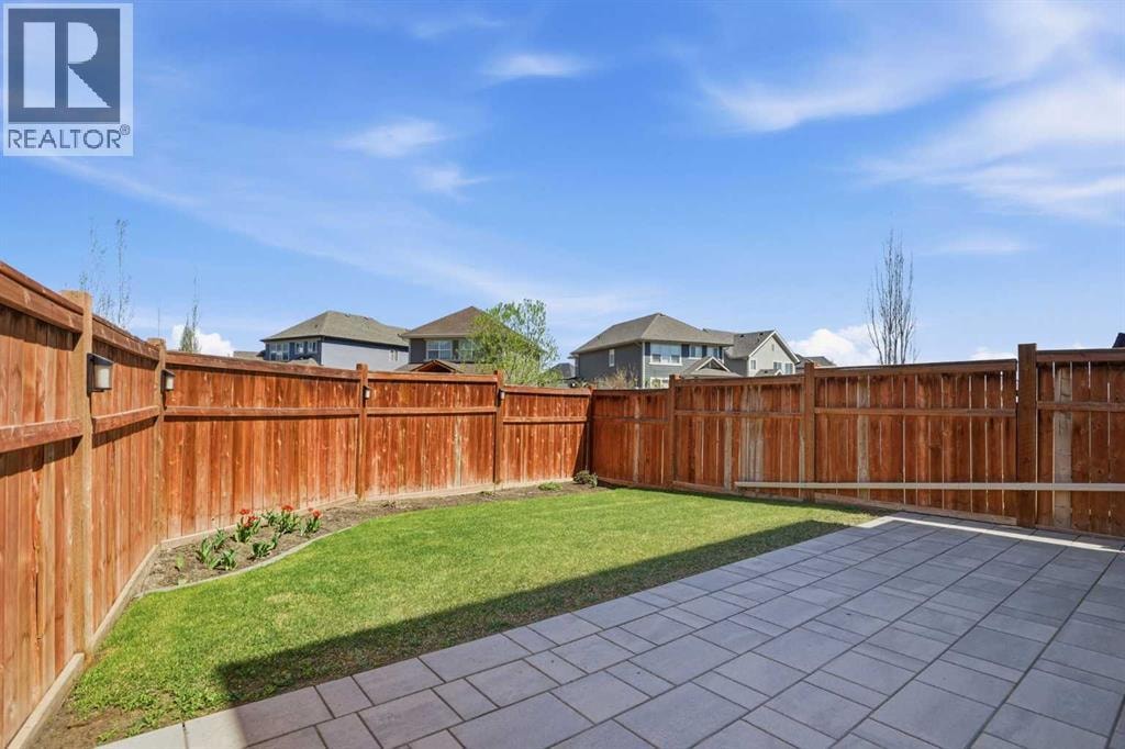 393 Masters Avenue SE — photo 44