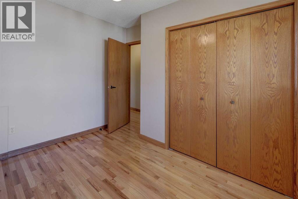 2328 Munro Drive NE — photo 22