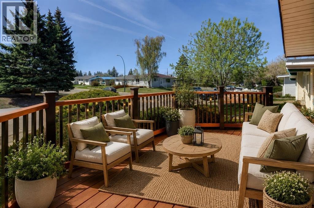 2328 Munro Drive NE — photo 33